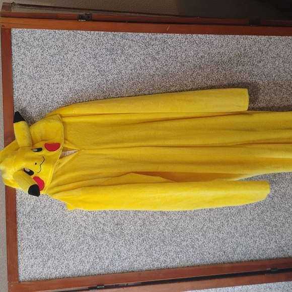 Pokemon Pikachu Kids Costume - Yellow - Picture 4 of 5